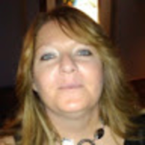 Meet your Posher, Jessica - Picture 1 of 1